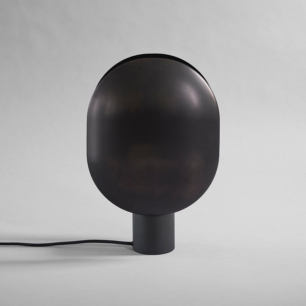 CLAM table lamp